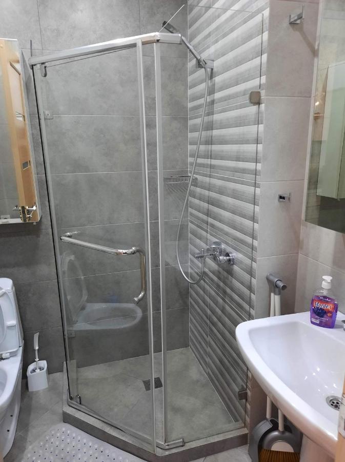 Yalcin Star Residence Diana'S Flat Батуми Екстериор снимка