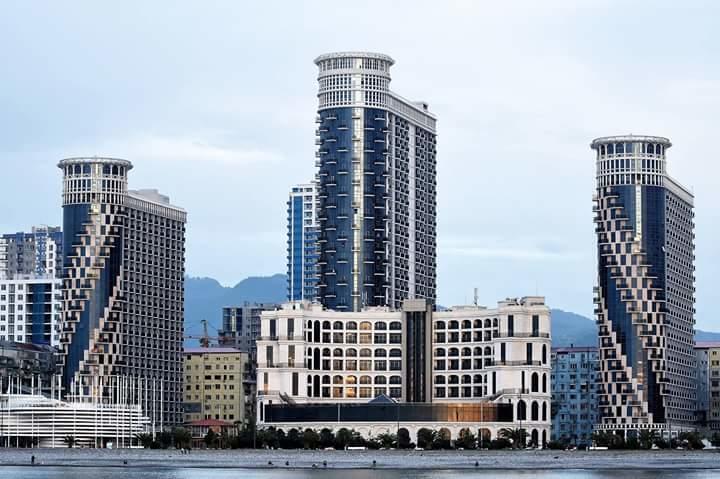 Yalcin Star Residence Diana'S Flat Батуми Екстериор снимка